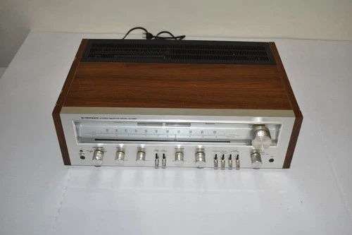 Vintage Pioneer SX-650 Stereo Receiver 1976-78 *For Repair*