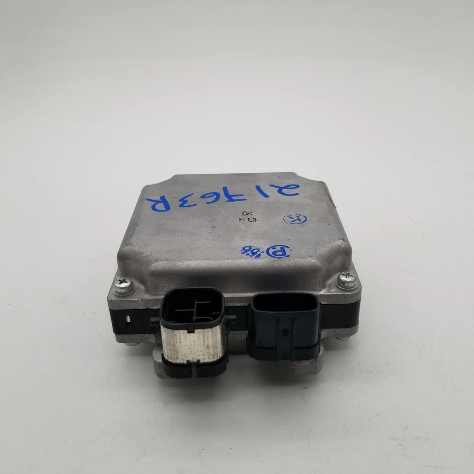 2016 - 2020 LEXUS GS350 GS450h Power Steering Control Module 89650-30C00 - Image 4 of 4