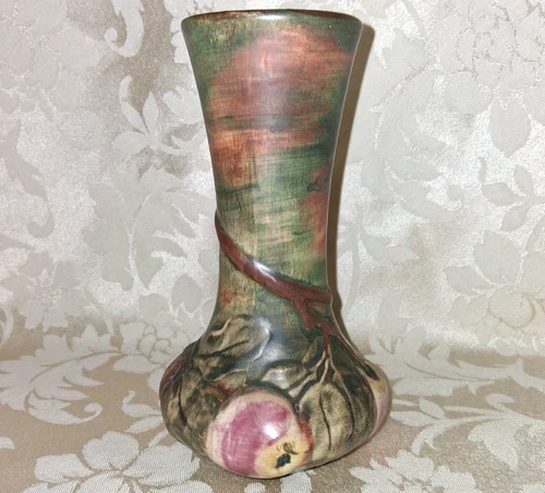 WELLER Baldwin Apple Pottery Vase 1915-1920 Good Antique Condition Approx. 7"