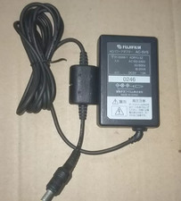 Fujifilm AC-5VS 5V 1.5A 4.0mm Power Supply Adapter Charger