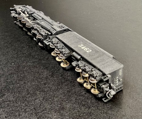 Con-Cor N Scale J3a 4-6-4 Hudson Steam Locomotive (#3462) Santa Fe #001-003002 - Picture 10 of 15