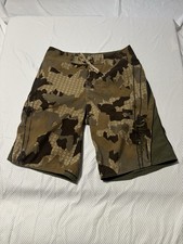 Vintage Y2K Quiksilver Men's Camo Board Shorts Green/Brown Drawstring Pockets
