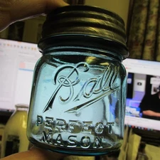 HALF PINT Blue Ball Perfect Mason (9 on base) Fruit Jar -ORIGINAL 1910-1923