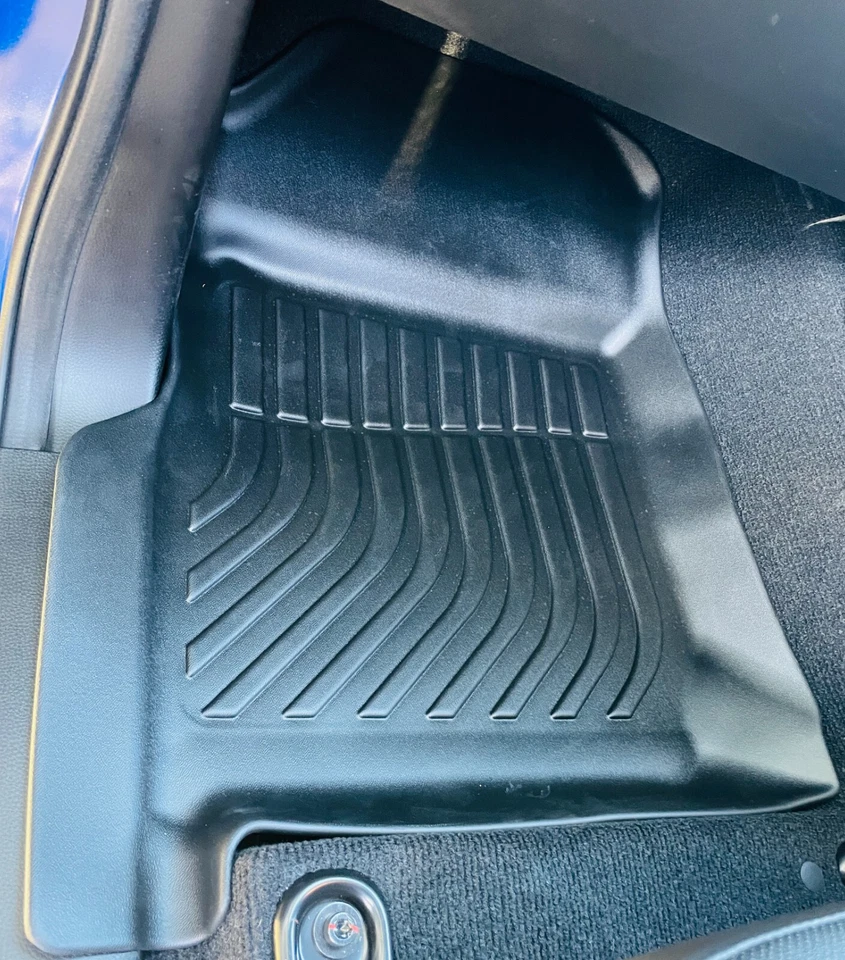 3D /5D TPE All Weather Floor Mats Liner for Isuzu MU-X MUX - 3 Rows- 2021 - 2025 - Image 3 of 4