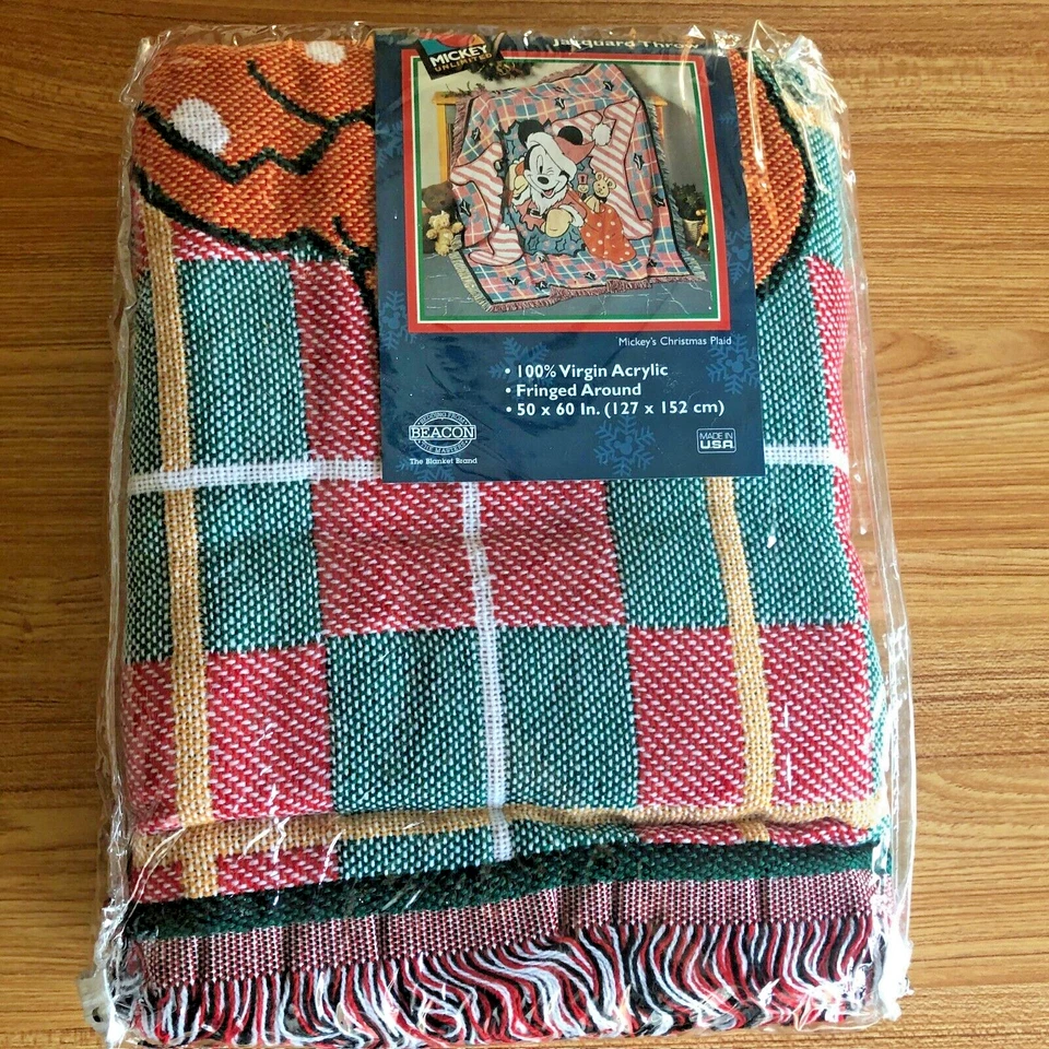 Manta de Navidad Mickey's Tela a Cuadros Jacquard Tiro 50" x 60" Nueva en Paquete Foto 2 de 4