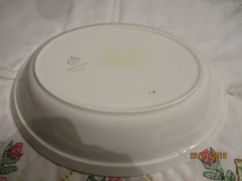 Johnson Brothers England Vintage Pink Roses Oval Porcelain Serving Bowl 9" - Picture 6 of 8