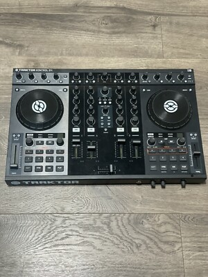 NATIVE INSTRUMENTS TRAKTOR KONTROL S4 DJ Controller NI Tractor Control