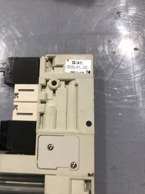 NEW OPENED BOX* SMC ZQ1101U-K15L-D32C servo drive amplifier