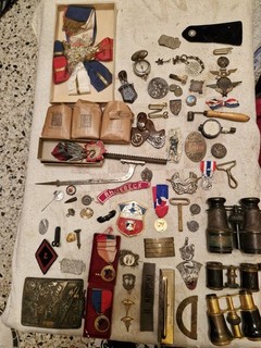 militaria 14 18 Pompier Manufrance Autres .....lot Parachutiste Brevet Medaille