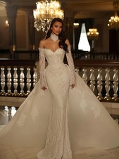 Off Shoulder Long Sleeved Mermaid Wedding Dress with Satin Decal and Bridal Gown
