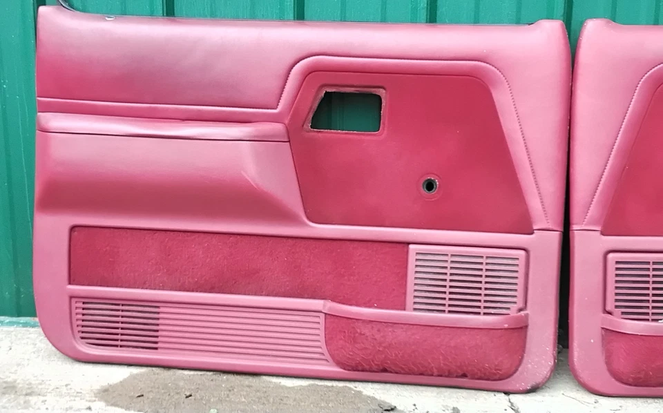 Ford Ranger 1989-1992 paneles de puerta ventana manual color rojo montaje OEM 89-92  Foto 4 de 4