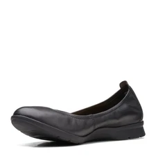 NWT Clarks Women’s Jenette Ease Ballet Flat Black 8.5 Wide