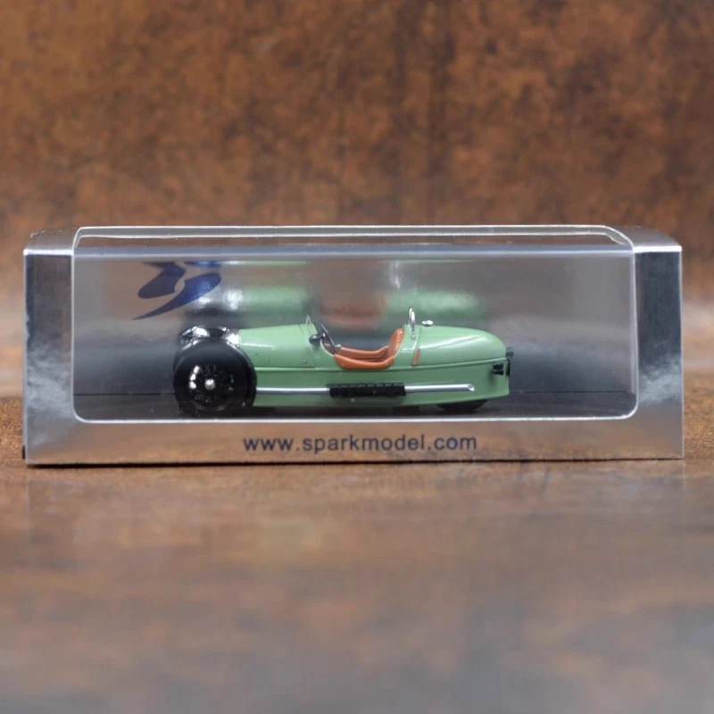 Spark 1/43 Morgan 3 Wheeler Three-Wheeled Vintage Car Model Collection Rare - Image 2 of 4