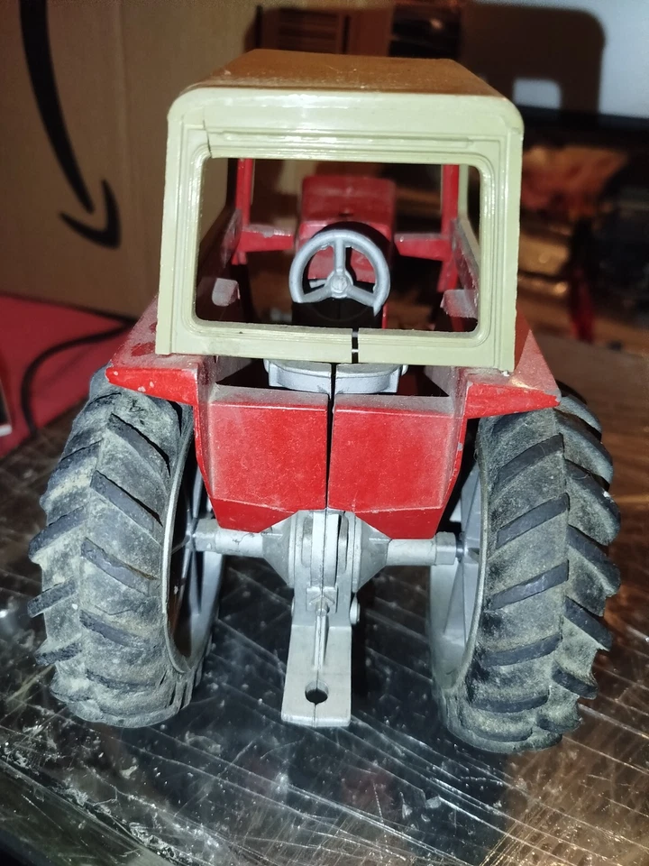 massey ferguson ertl 952 trattore tractor metallo britains - Immagine 4 di 4