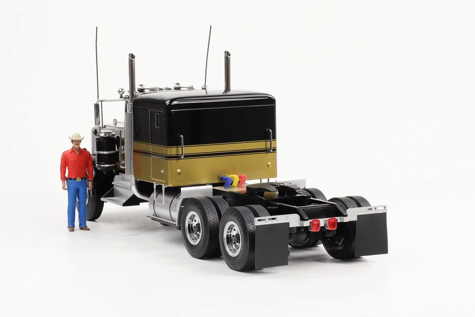 1:18 Kenworth W900 Film Truck 1976 Come Smokey Bandit Con Figura Road Kings - Immagine 3 di 4