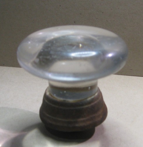 VINTAGE CLEAR GLASS AND BRASS DOORKNOBS - 2- 1/2" DIAMETER - Picture 5 of 11