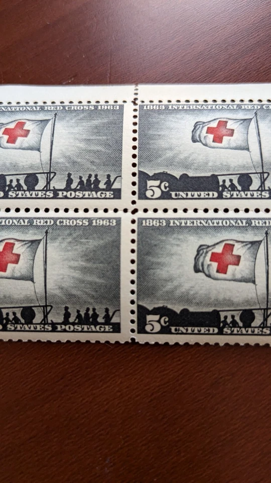 MISPERF - International Red Cross 5 cents U.S. stamp, block of four,  MNH - Image 3 of 3