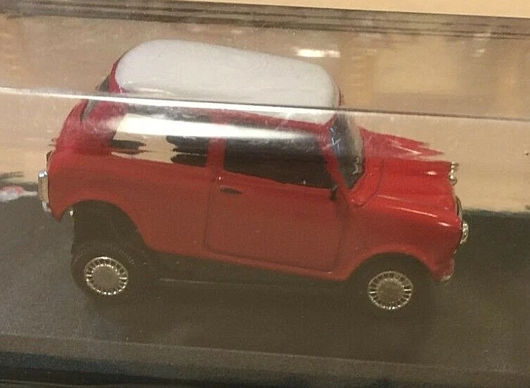ROVER MINI COOPER 1:43 MORRIS IN BOX SIGILLATO VEDI DESCRIZIONE CVCG01/19 - Immagine 3 di 4