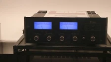 Mcintosh MC-2125 vintage solid-state stereo power amplifier