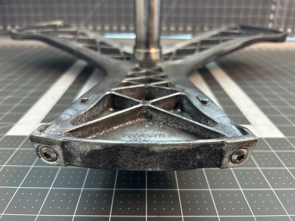 Ref. Brazo araña lavadora Bosch P# 00245703 00241108 00710158 00248892 Foto 3 de 4