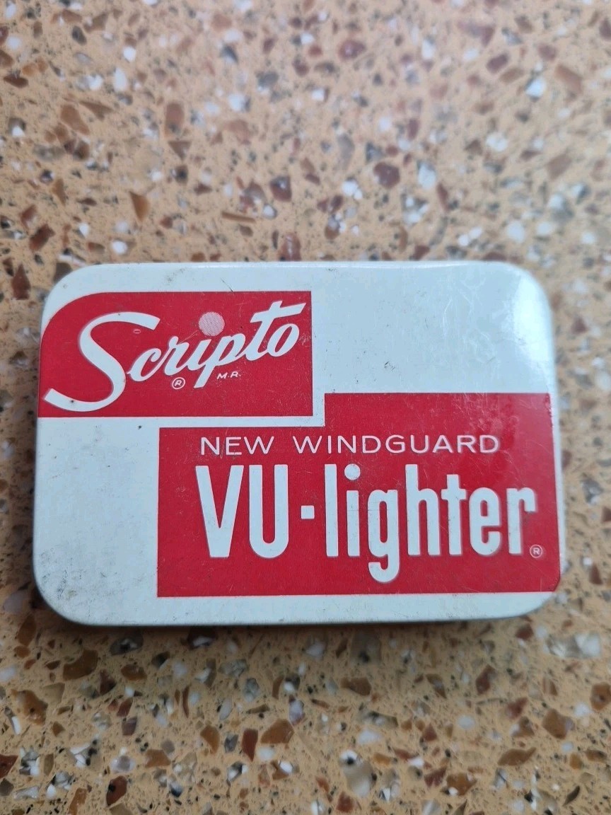 Vintage Scripto VU-Lighter  Windguard In Original Tin - Made