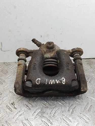 BMW 1 E87 Bremssattel vorne links 2.00 Diesel 90kw 2006 24161623