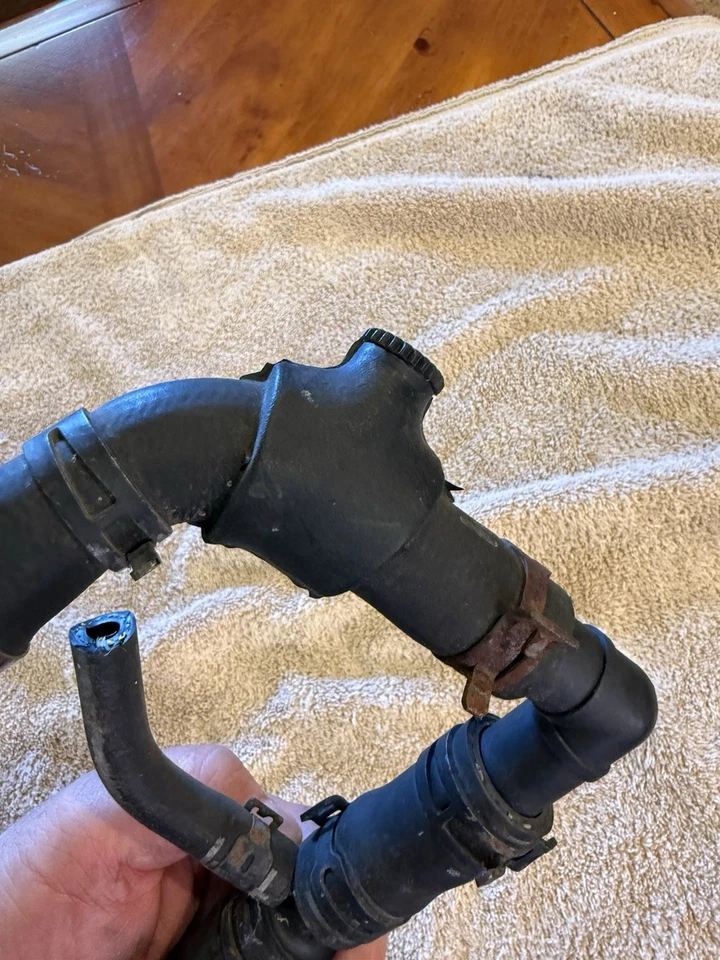 Manguera/sangrador de calefacción Eurovan 1997-2000. Usado en buen estado Foto 2 de 3