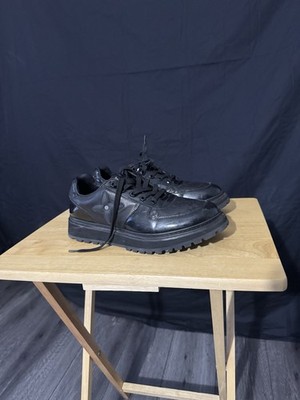 Louis Vuitton Men s Black Low Top Lace-Up Athletic Sneakers Rubber Outsole