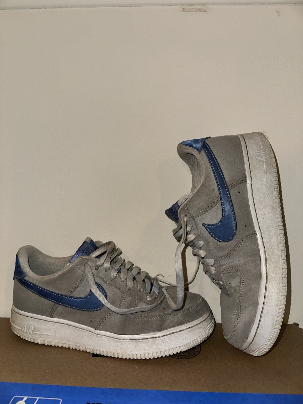 Nike Air Force 1 Low Blue Tint Grey Suede Men’s Size 9 FN7185-423