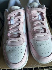 Nike Girls Pink White Low Top Lace Up Lightweight Flat Sneakers US 5Y
