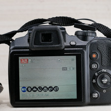 Preços baixos em Fujifilm FinePix S Series Mais de 40x de Câmeras