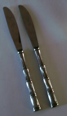 2 Dinner Knives Knife Citadel Rogers Stanley Roberts Stainless Bamboo