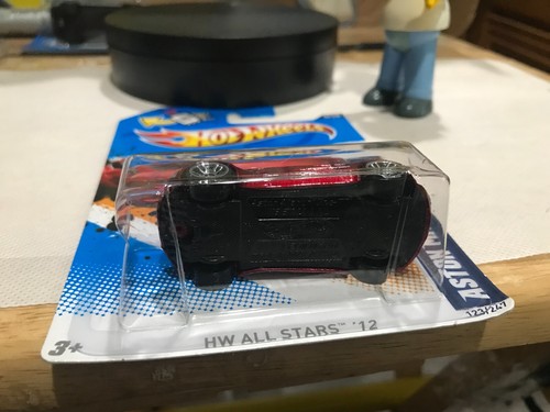 Diecast Car Hot Wheels 2011 HW ALL STARS ASTON MARTIN ONE-77 3/10 B53 - Picture 10 of 12
