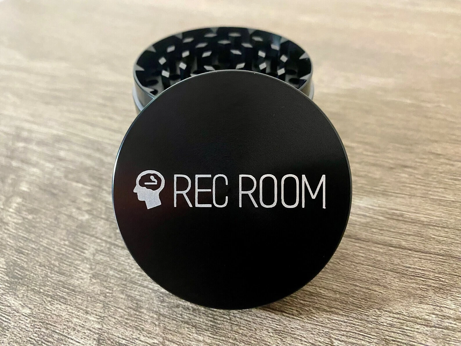 Black Herb Grinder 2.5 Inch 4 Piece with Mini Scraper