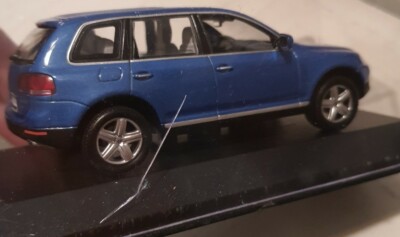 MINICHAMPS 1:43 VW Golf Plus Bright Green Perleffekt - AUTOLETS