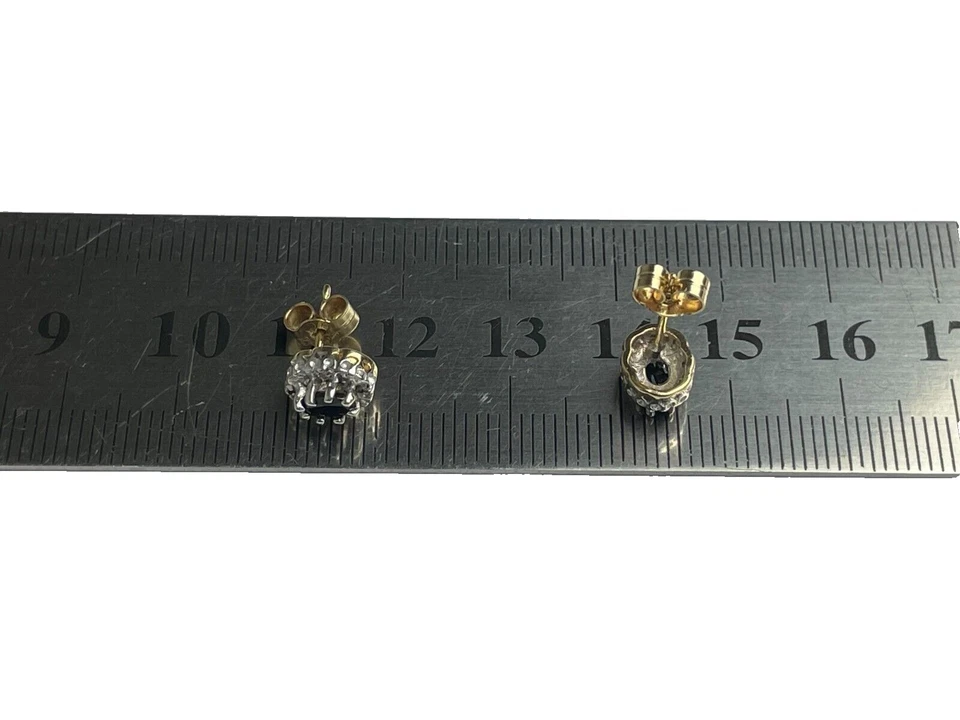 Brincos de safira e diamante ouro 9 quilates com pino de diamante e safira - Imagem 3 de 4