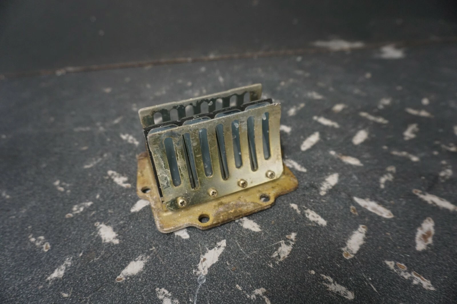 1995-2006 Kawasaki OEM Intake Reed Valve Cage Ass'y 12021-3709 STX 750 900 ZXI