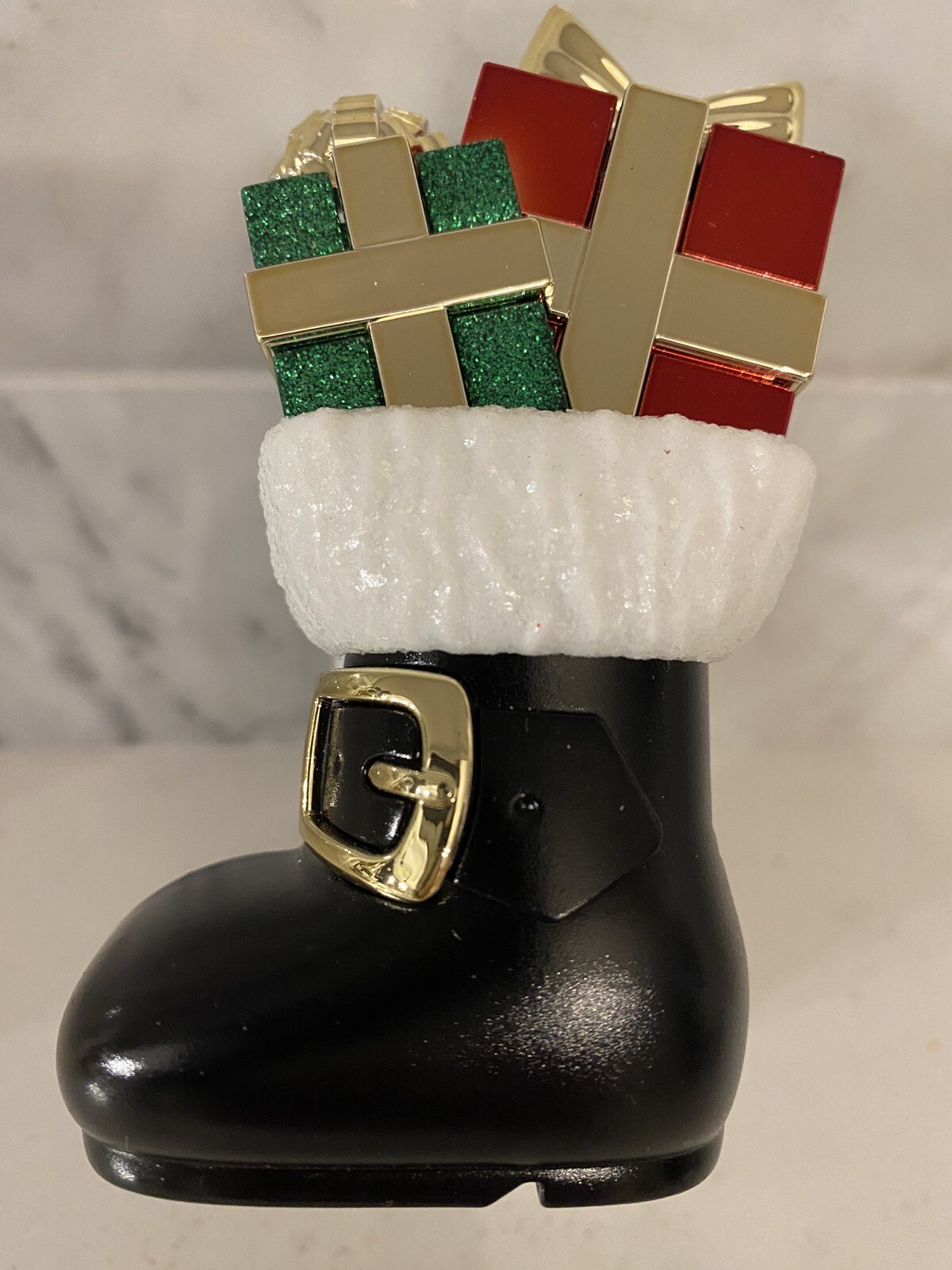 Bath & Body Works Santas Boot Holiday Wallflower Plug In Christmas Scent-image