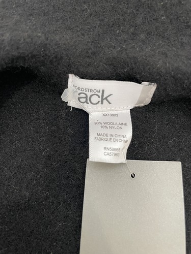 Nordstrom Rack Black Classic Felt Wool Beret - Picture 4 of 4