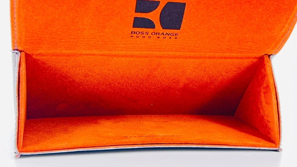 Estuche rígido triple pliegue naranja Hugo Boss tamaño estándar cuero marrón con tela Foto 2 de 3