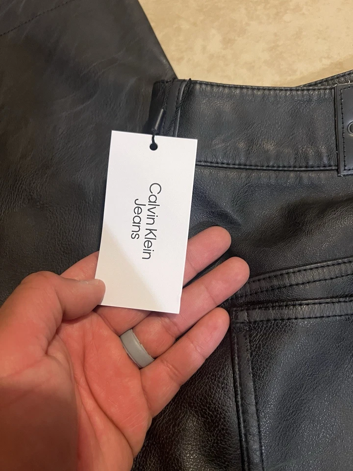 Pantalones Calvin Klein de cuero sintético negros para mujer XL NUEVOS CON ETIQUETAS Foto 4 de 4