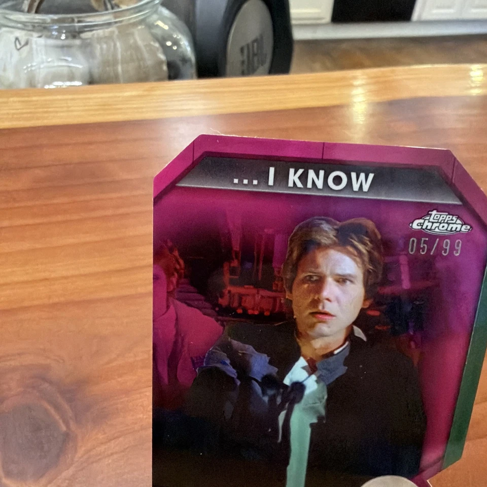 Tarjeta cromada 2024 Topps Han Leia LOVE YOU i know HAN LEIA Star Wars 05/99 troquelada Foto 4 de 4