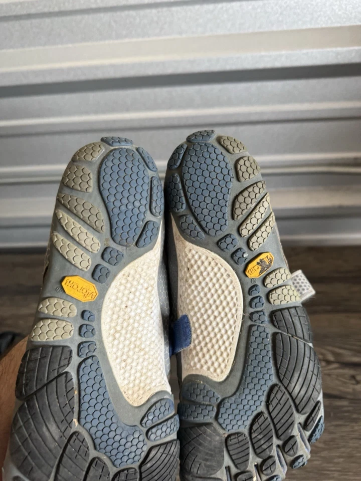 Zapatos para correr descalzos Vibram FiveFingers Bikila para mujer 44/11 minimalistas Foto 3 de 4