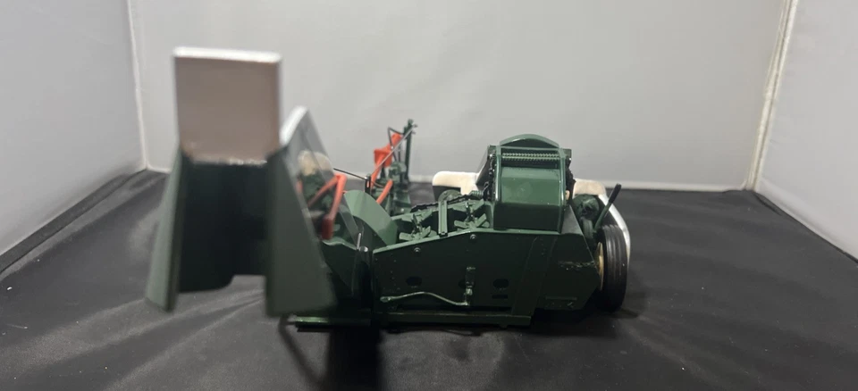 New Idea Model 311 Corn Husker SpecCast  1/16 - Image 3 of 4