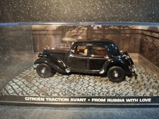 Eaglemoss James Bond Citroen Traction Avant Diorama Russia with Love