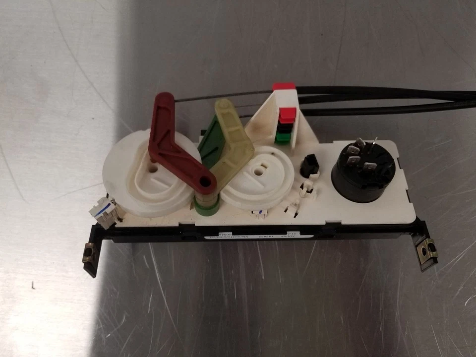 00 2000 BMW Z3 ROADSTER TEMPERATURE AC HEAT CLIMATE CONTROL 8397702 - Image 4 of 4