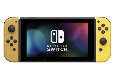 Nintendo Switch Console - Pokemon Let's Go, Pikachu! + Poke Ball