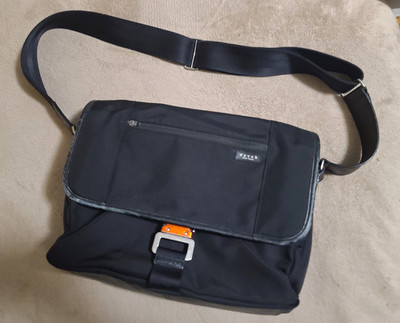 Limited: Davek New York Balistic-Nylon Black Messenger Bag Zip/Buckle, Crossbody