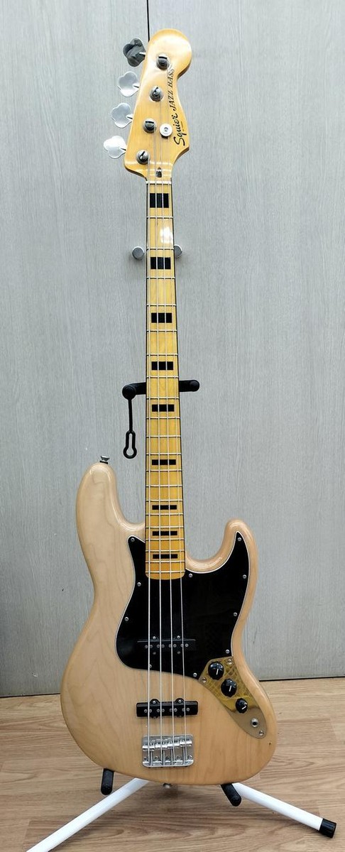 Squier Classic Vibe 
