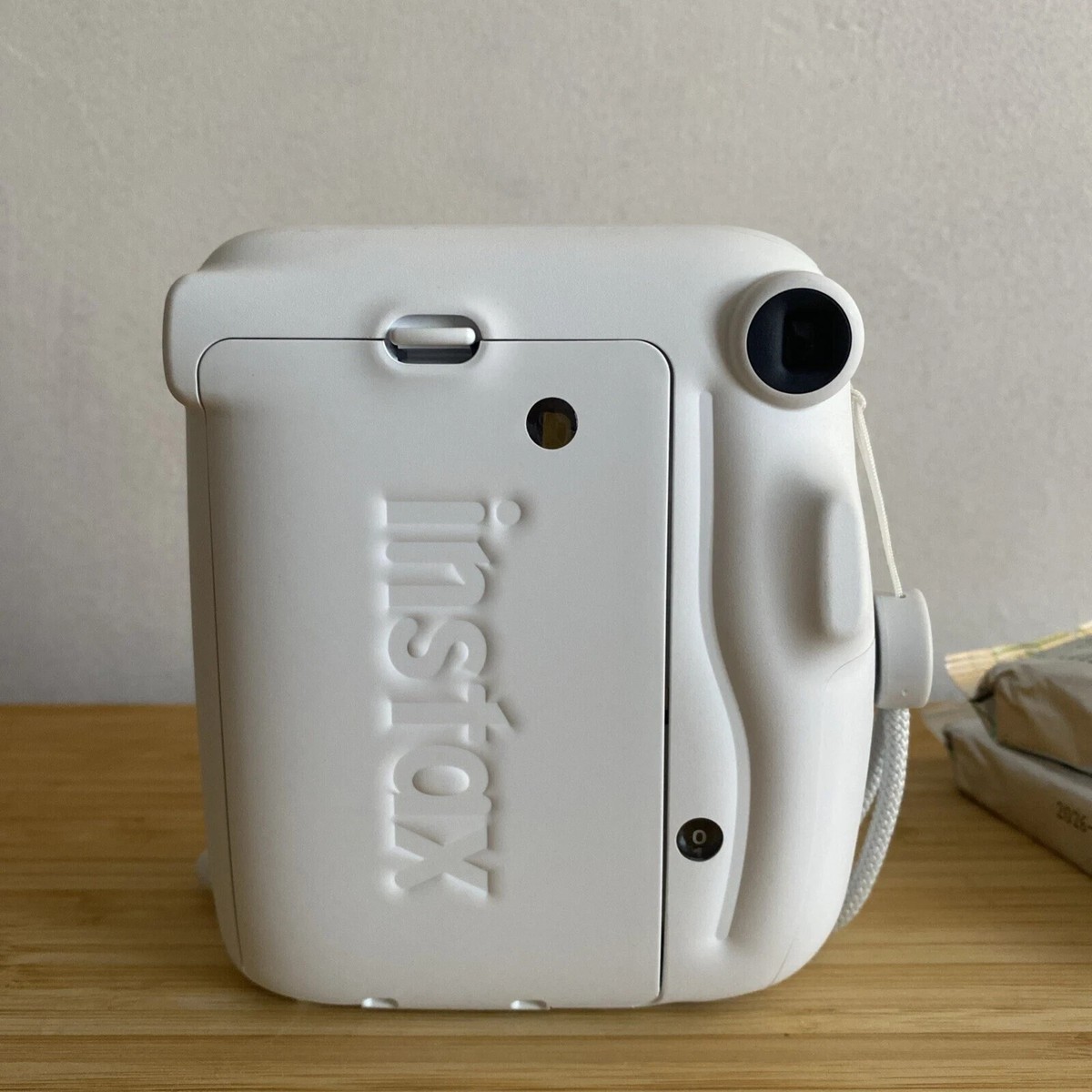 フジフィルム　instax mini 11　展示模型品　中古　F2138 Amazon | 富士フイルム Instax Mini 11カメラ 富士フイルム
